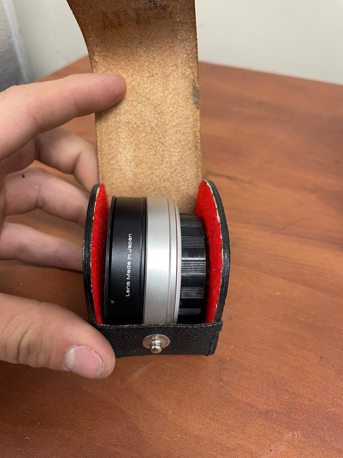 Vivitar Automatic Tele Converter 2x-5 w/ Caps, Case, Lens Made In Japan