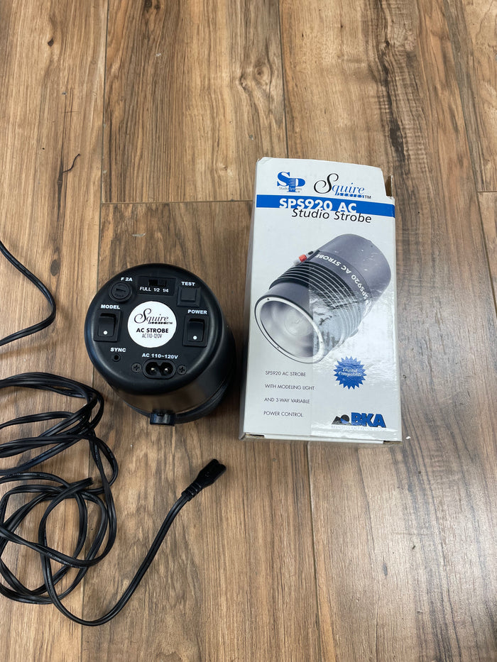 Rokunar SP Studio Systems Squire SPS920 AC Strobe Modeling Light
