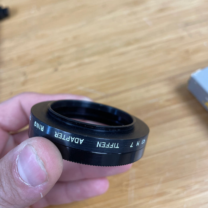 Tiffen 43mm to Series 7 Adapter Ring (43M7) - Rainbow Box