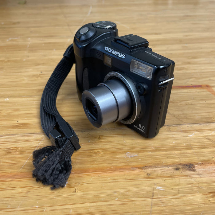 Olympus SP-350 3x Zoom - Digital Camera - Point & Shoot