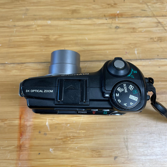 Olympus SP-350 3x Zoom - Digital Camera - Point & Shoot