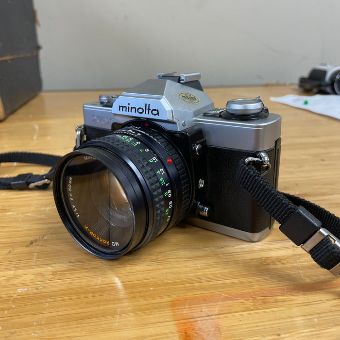 Minolta XG9 Vintage 35mm Film Camera w/ Minolta MD Rokkor-X 50mm f1.7 Lens