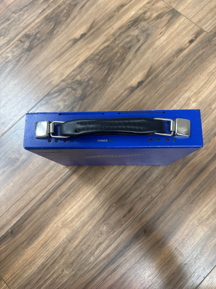 Anton/Bauer CINE VCLX Charger (used) S/N: 000000002526