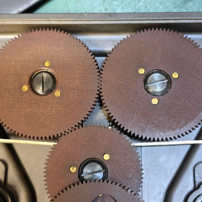 Arri S Magazine Torque Motor Reverse Threaded Screw ( Each )