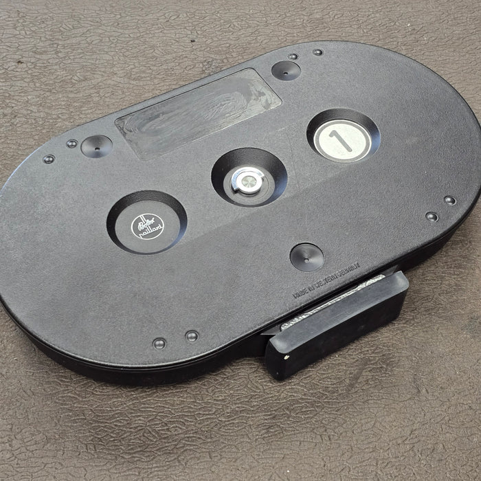 Bolex 400' Magazine with Core adapters S# K04219