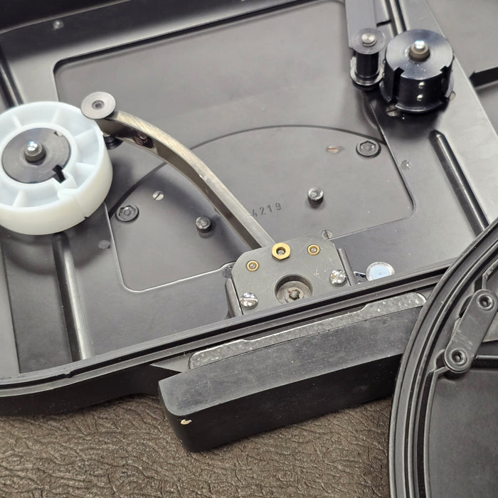 Bolex 400' Magazine with Core adapters S# K04219