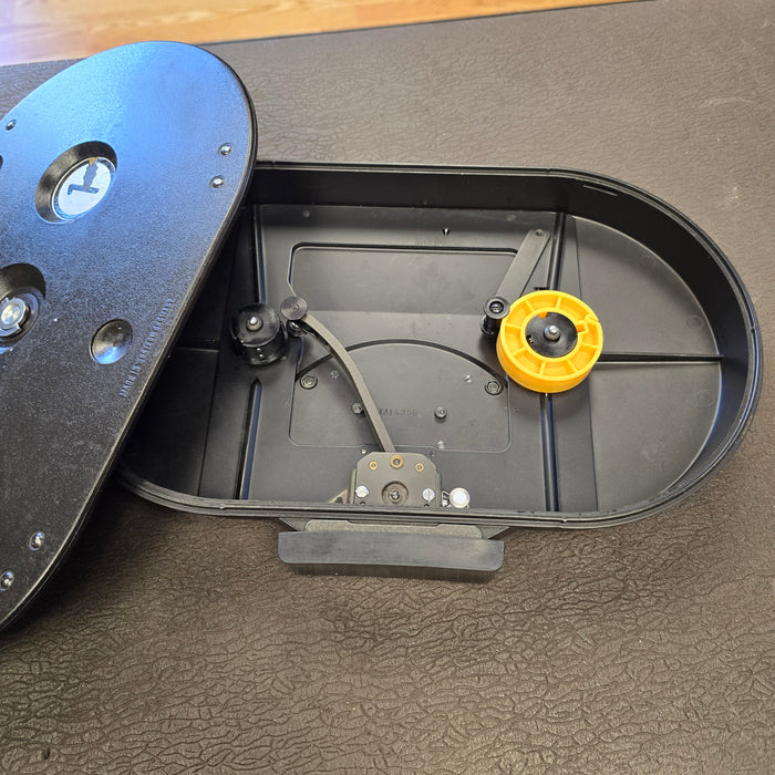 Bolex 400' Magazine with Core adapters S# KA14356