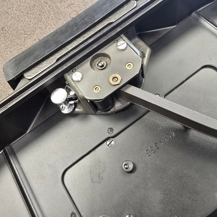 Bolex 400' Magazine with Core adapters S# KA14356