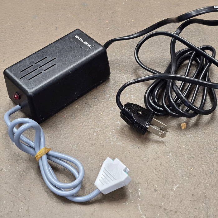 Bolex EL Battery Charger for 12 Volt Nicad Onboard Door Batteries