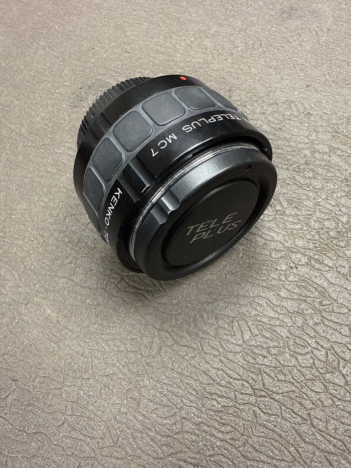 Kenko Tokina N-AFd 2x converter for NIKON Teleplus MC 7