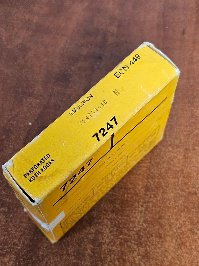 KODAK 16mm 100' 7247 100T Color Negative II Film ( Expired Fim Stock )