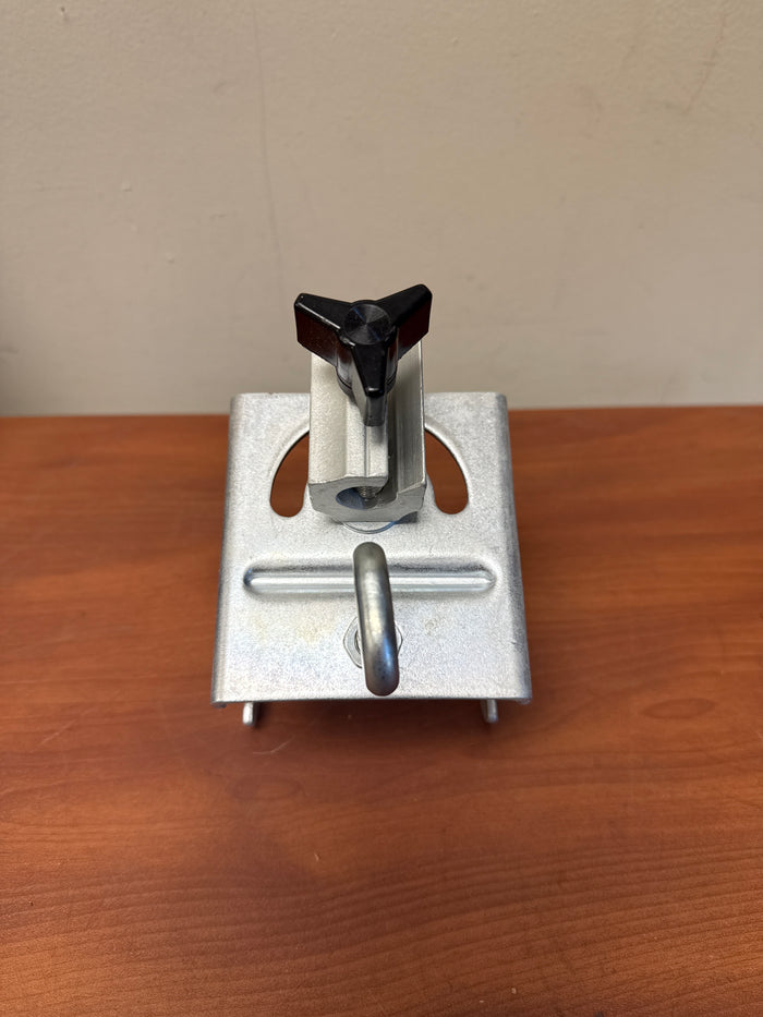 Lowel Grip