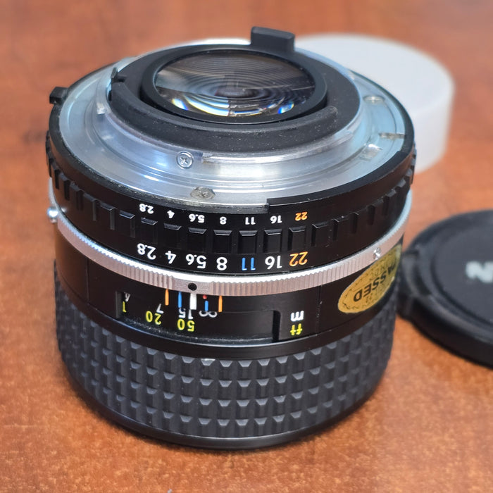 Nikon Series E 100mm f2.8 Lens S# 1981050