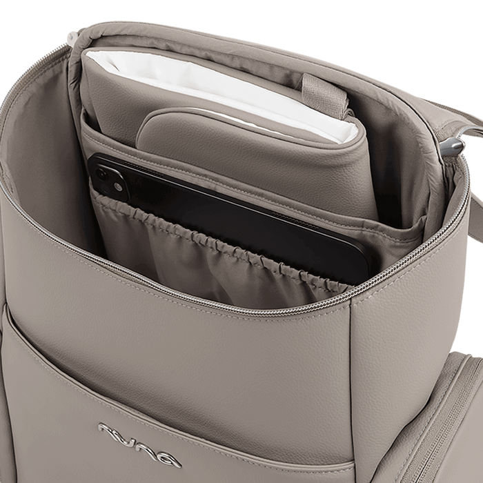 Nuna Changing Bag Nuna Essential Bag - Taupe