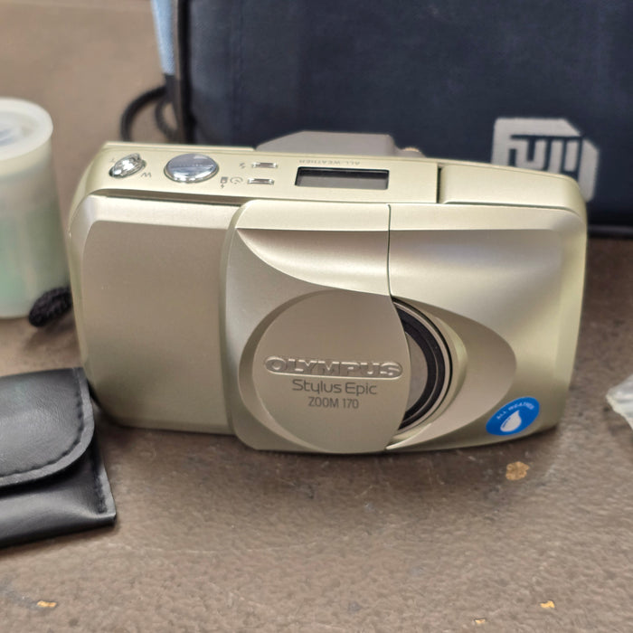 Olympus Stylus Epic Zoom 170 35mm All Weather Point & Shoot Camera With Case S# 4361150