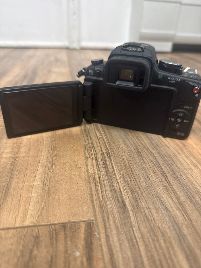 Panasonic Lumix DMC-GH1 (used) S/N:WE9SB001017