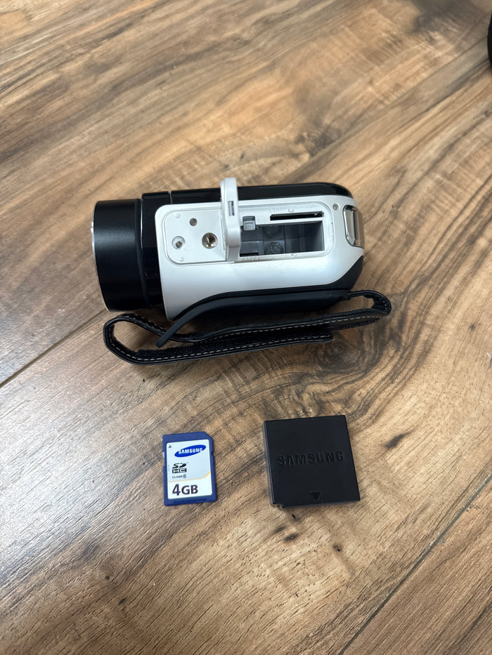 Samsung HMX-H100 Compact Full High Definition Camcorder