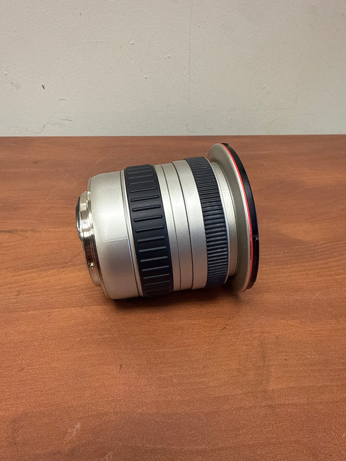 Vivitar Series 1 19-35mm f3.5-4.5 Autofocus Zoom Lens
