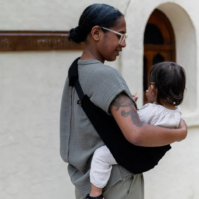 Wildride Baby Carriers Wildride Toddler Carrier - Black